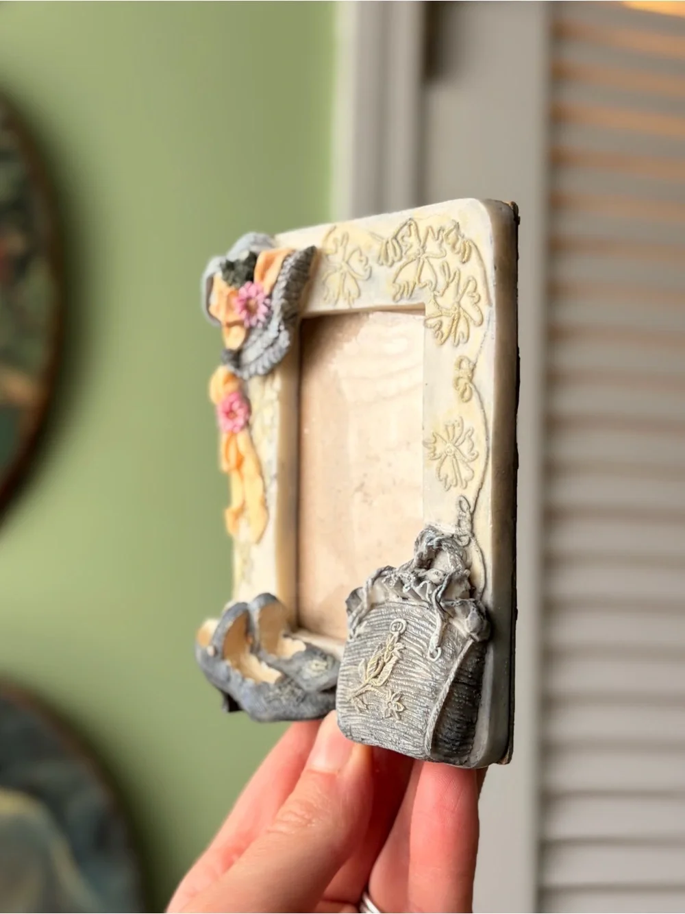Vintage 3D Victorian Style Hat, Shoes and Purse Picture Frame Art Decor
